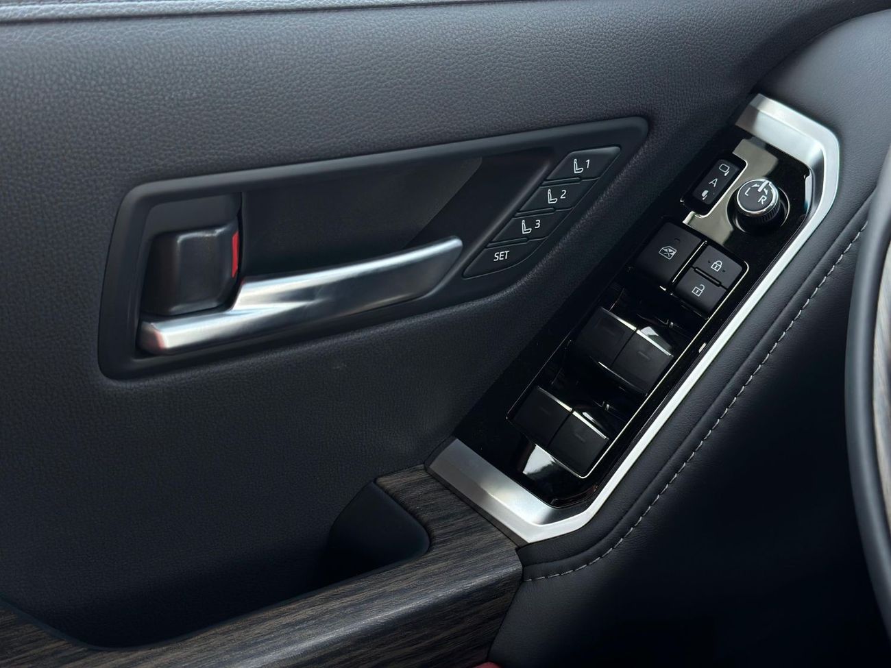 Toyota Land Cruiser Land Cruiser vxr 2024 GCC 3.5LT.T