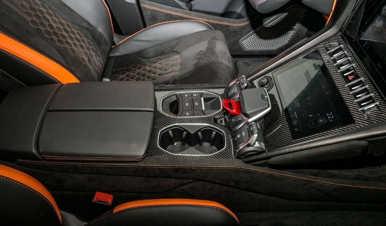 Lamborghini Urus Lamborghini Urus S | Carbon Interior | Fully Loaded with Rear Screens | 2024 Perfect Condition