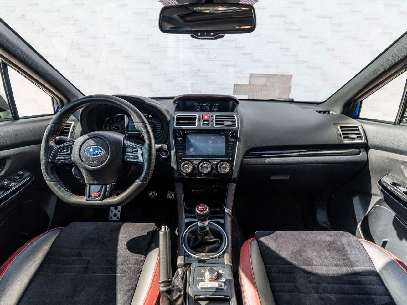 سوبارو امبريزا WRX STI