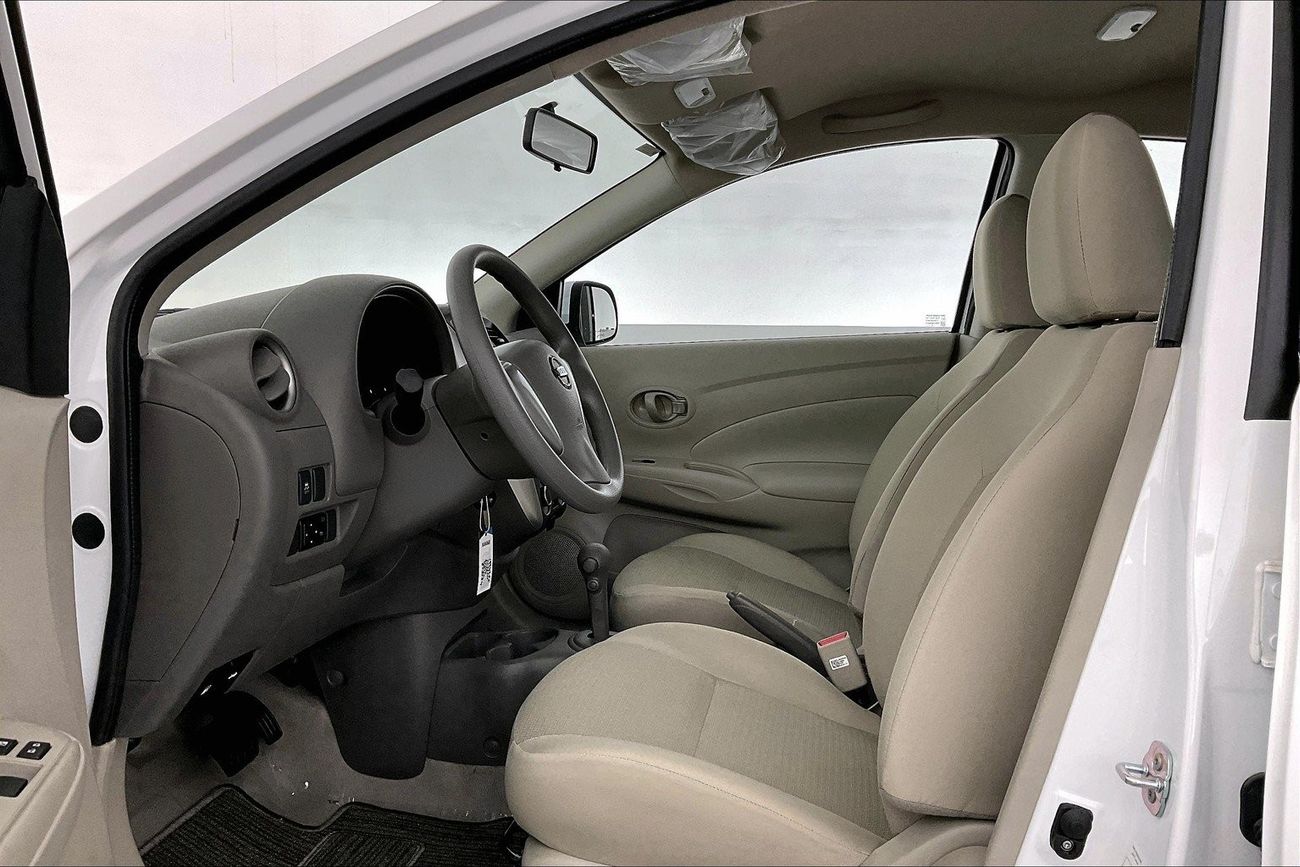 نيسان صني SV | سنة ضمان مجانية | نسبة التمويل 1.99% | خالية من أضرار الفيضانات