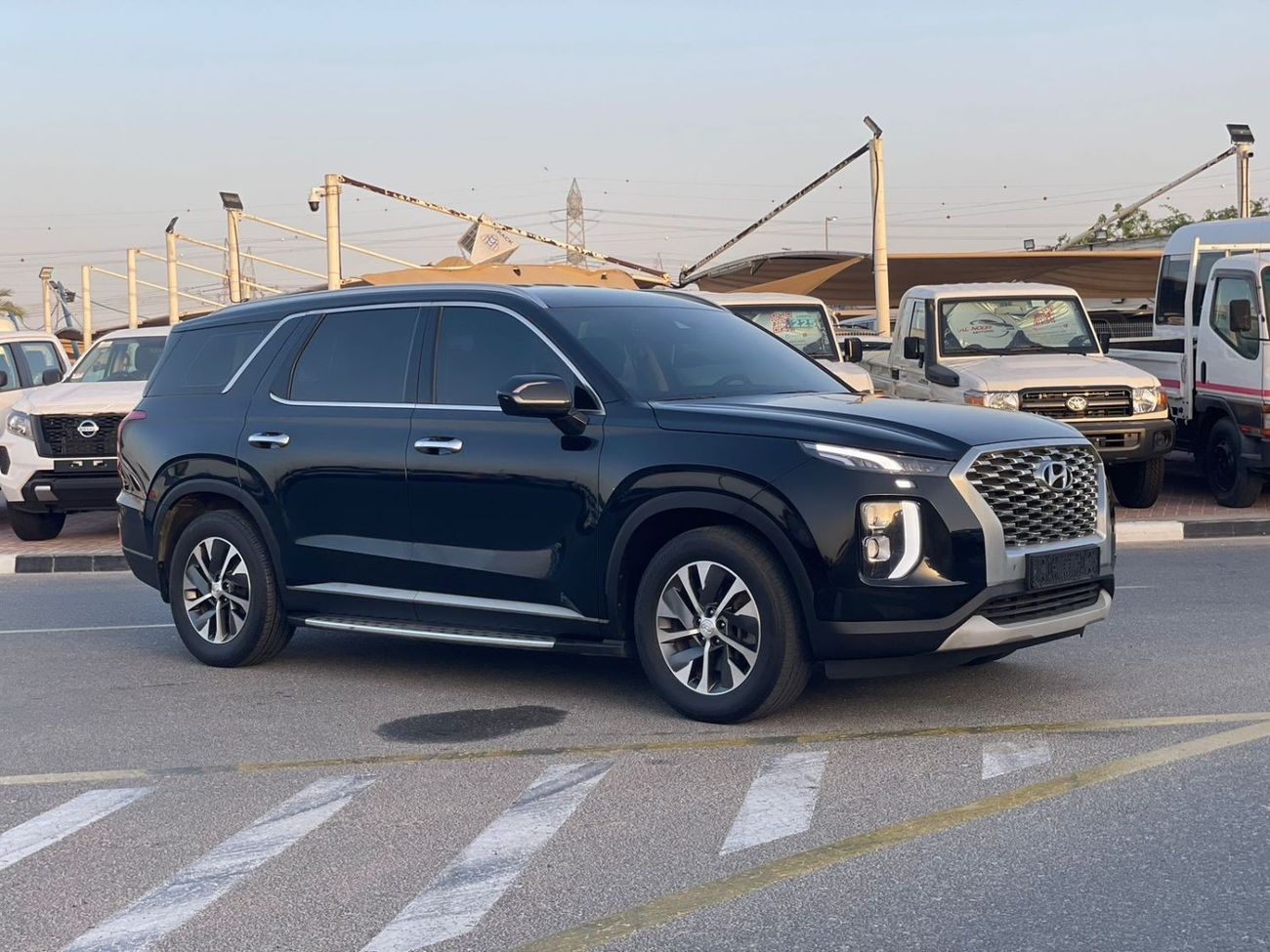 Hyundai Palisade 2021 Hyundai Palisade SEL premium 3.8L V6 - 4x4 AWD -korean Specs Orignal Paint With  Parking sensor