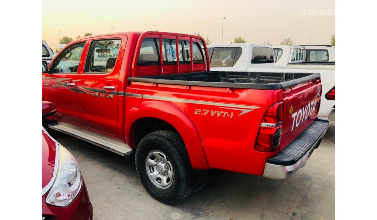 تويوتا هيلوكس 2.7L Petrol  M/T   (EXCLUSIVE OFFER)