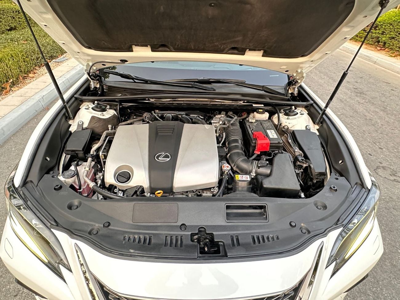 لكزس ES 350 F SPORT