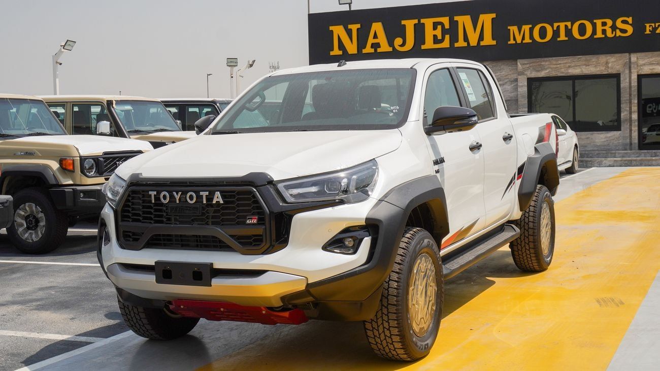 تويوتا هيلوكس GR SPORT 4.0L V6