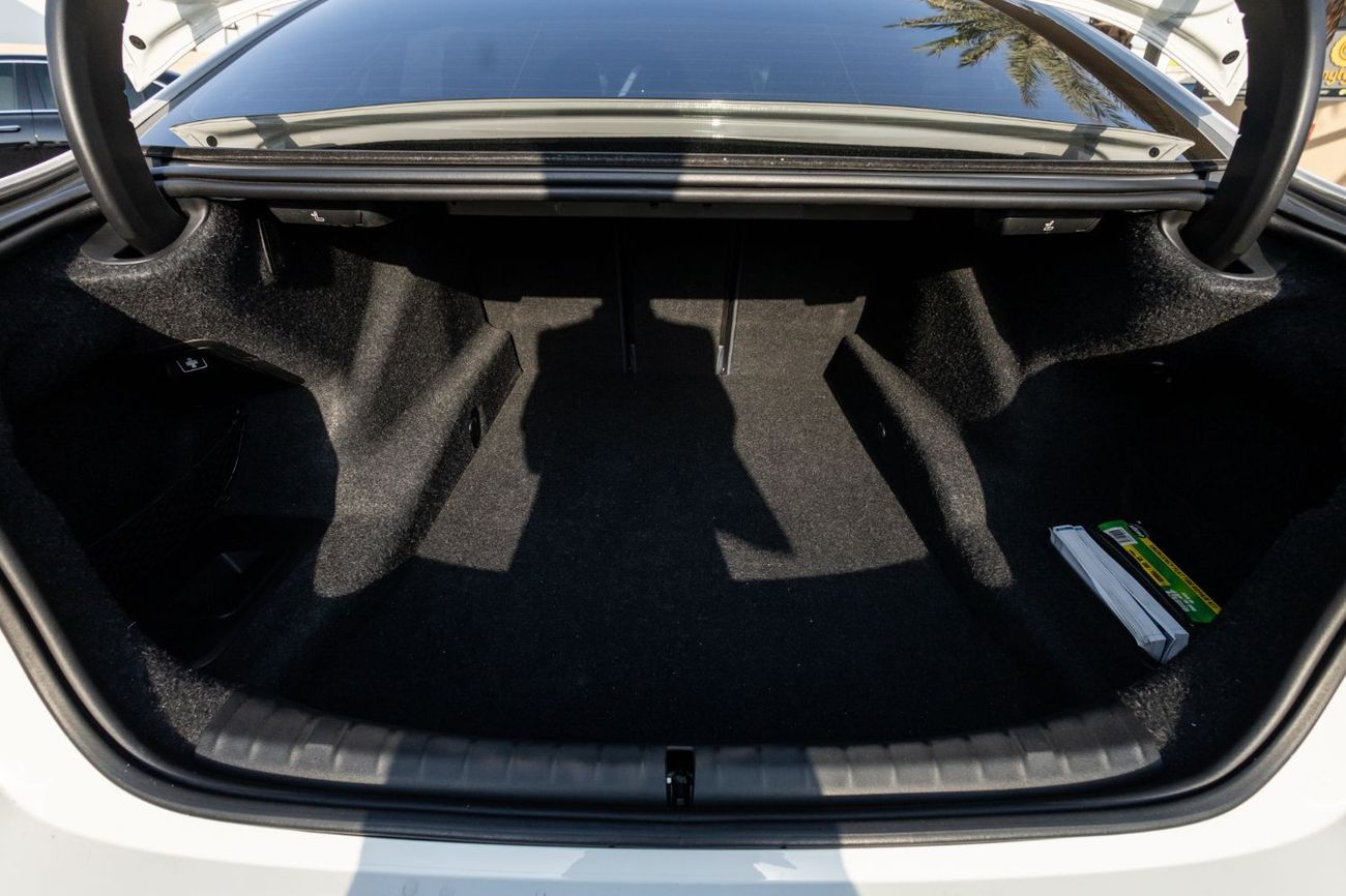 بي أم دبليو 530i M Sport 2.0L