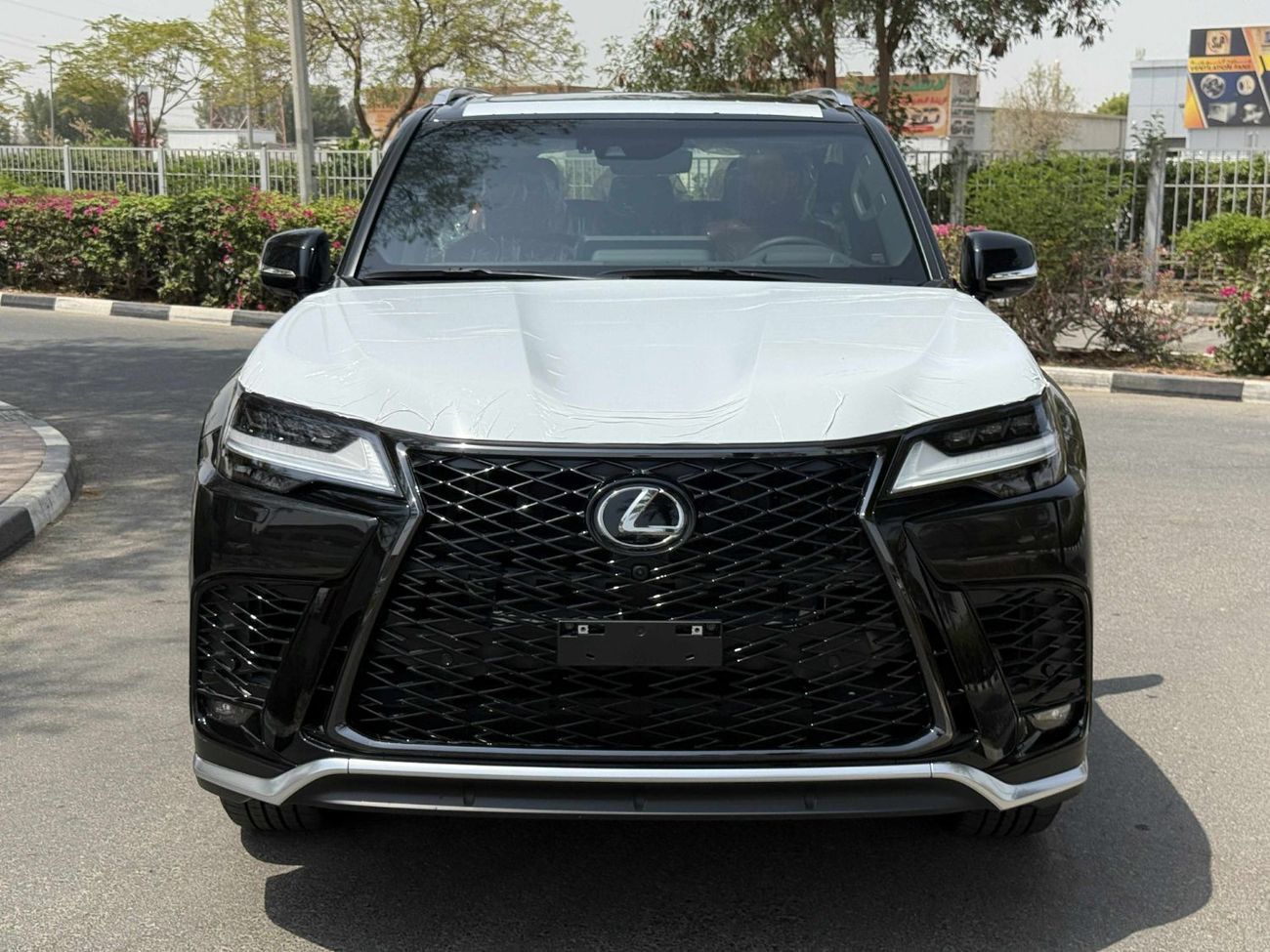 لكزس LX 600 F Sport 3.5L
