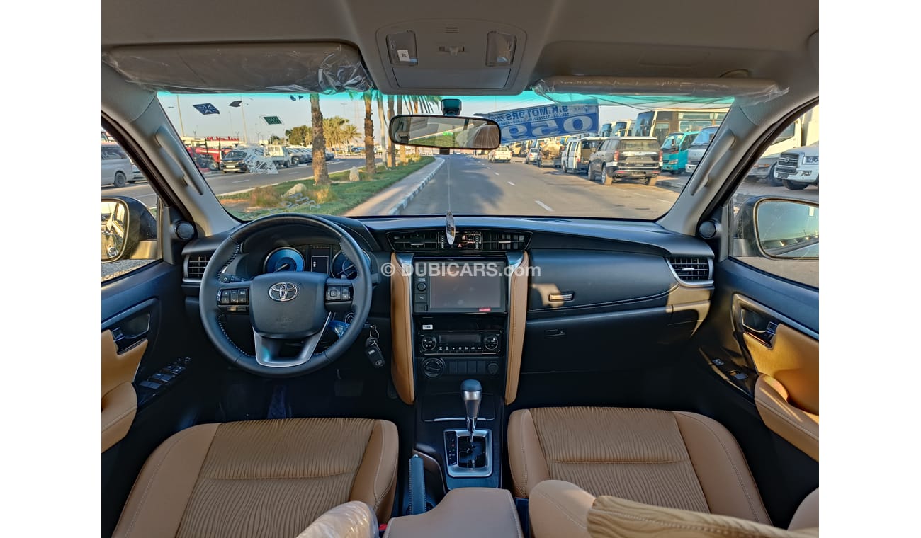 Toyota Fortuner 4.0L V6 PETROL, DVD+ CAMERA / REAR A/C (CODE # 89653)