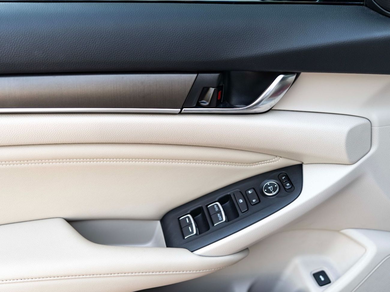 هوندا أكورد LX 1.5L