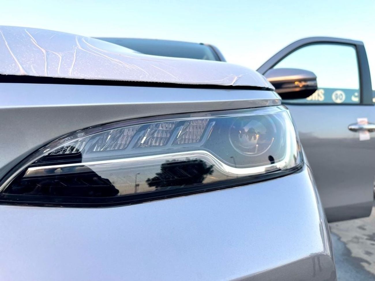 Toyota Fortuner 2022 - 2.7L Petrol, Alloy Rims, DVD Camera, Rear A/C, Four Wheel Drive