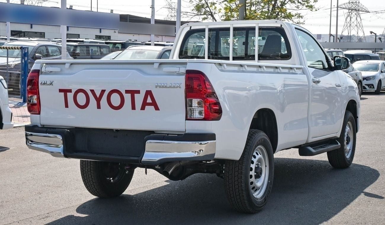 تويوتا هيلوكس 2.4L DLX