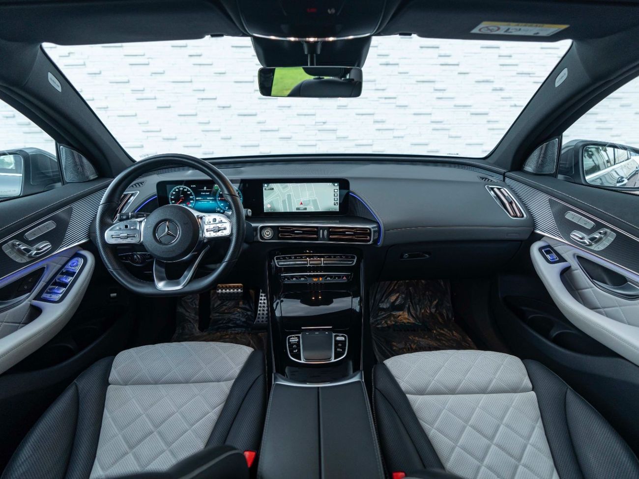 Mercedes-Benz EQC 400 AED 3,145 PM • EQC 400 PREMIUM PLUS • OFFICIAL MERCEDES BENZ GARGASH WARRANTY UNTIL 2026