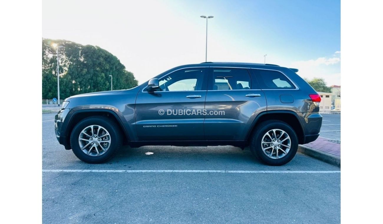 Jeep Grand Cherokee 1150 PM || GRAND CHEROKEE LIMITED 3.5L V6 || ORIGNAL PAINT || GCC || WELL MAINTAINED