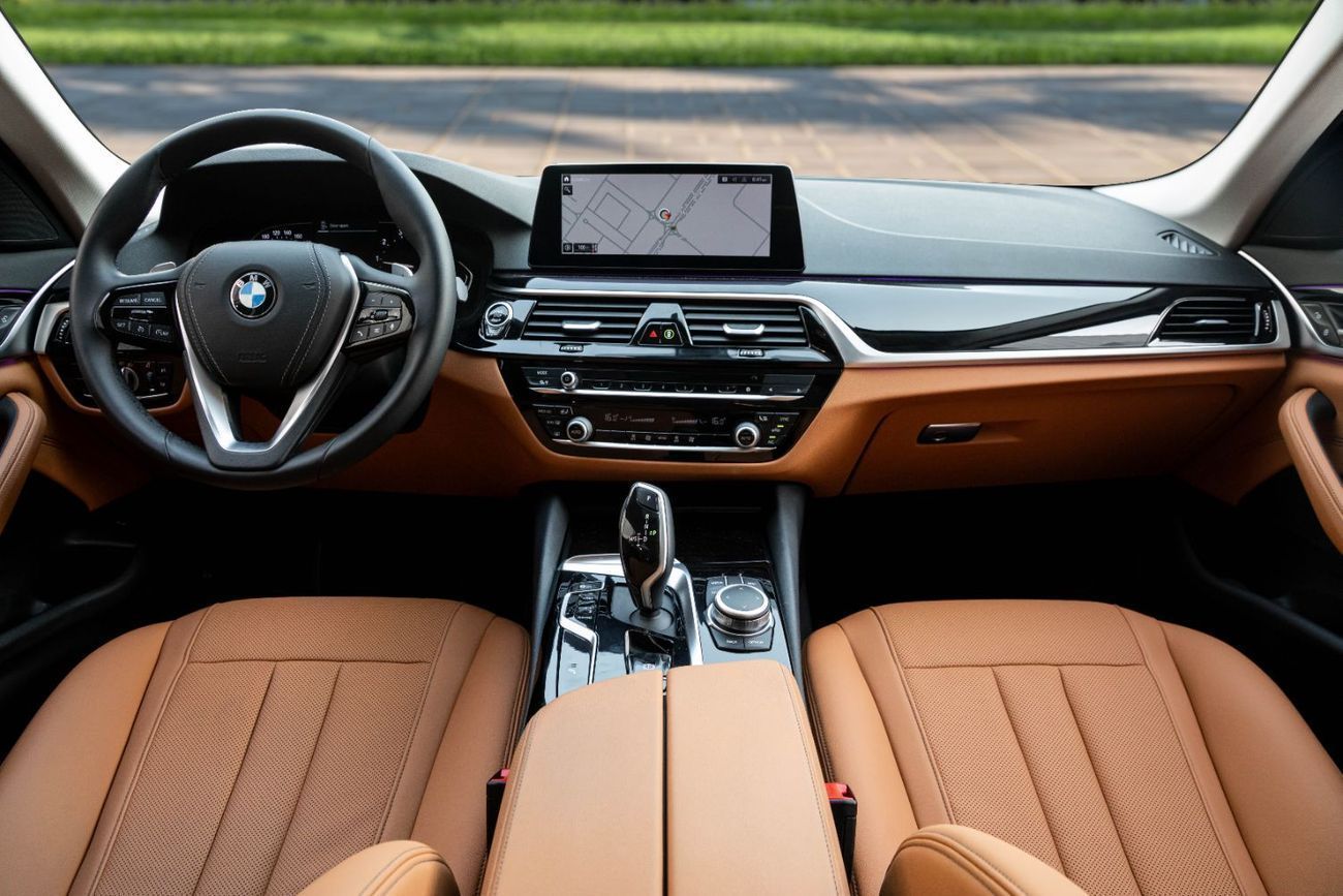 BMW 520i 520i | 2,330 P.M  | 0% Downpayment | Service History!