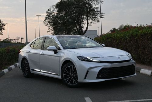 تويوتا كامري GLE 2.5L