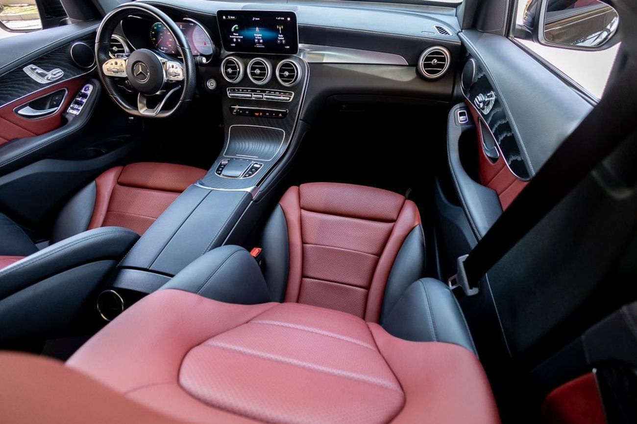 مرسيدس بنز GLC 300 4Matic