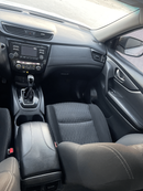 Nissan Rogue nissan rouge 2017 usa in very good    Nissan Pathfinder    Excellent Condition (USA  _ SPEC) - MODEL