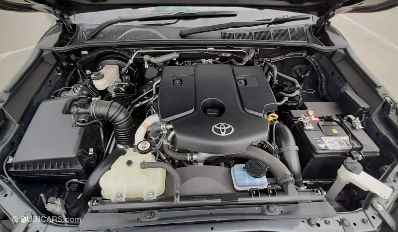 Toyota Hilux DIESEL 2.8L 4X4  RIGHT HAND DRIVE