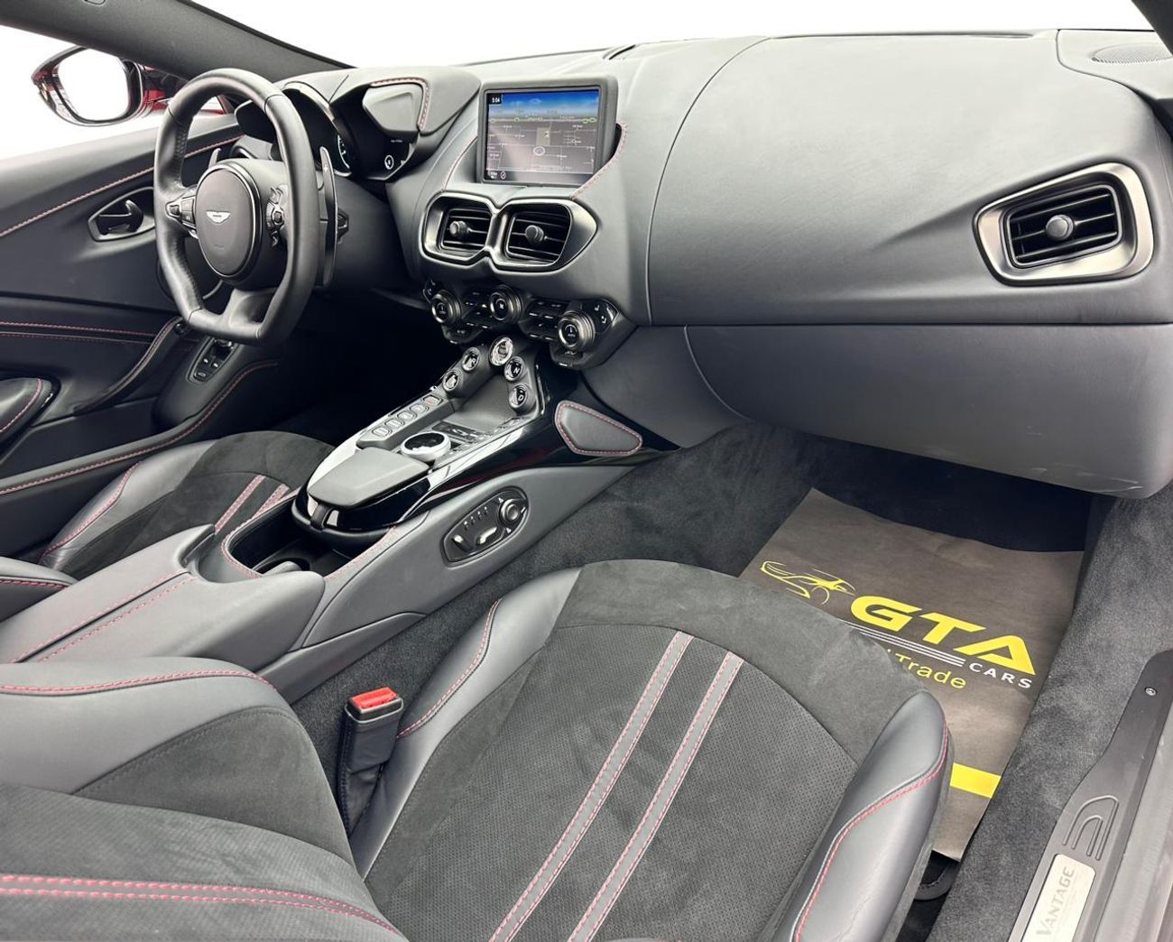 أستون مارتن فانتيج 2022 Aston Martin Vantage V8, 2027 Aston Martin Warranty, 2028 Aston Martin Service Contract, Aston