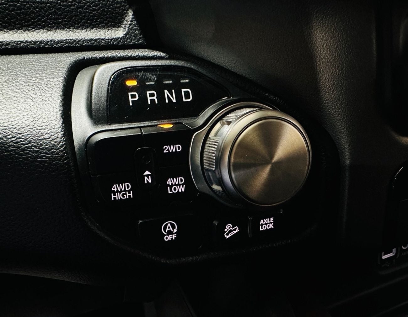 رام 1500 Rebel 5.7L Double Cab Utility