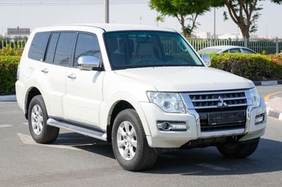 Mitsubishi Pajero GLS MIDLINE 2017!! GCC SPECS