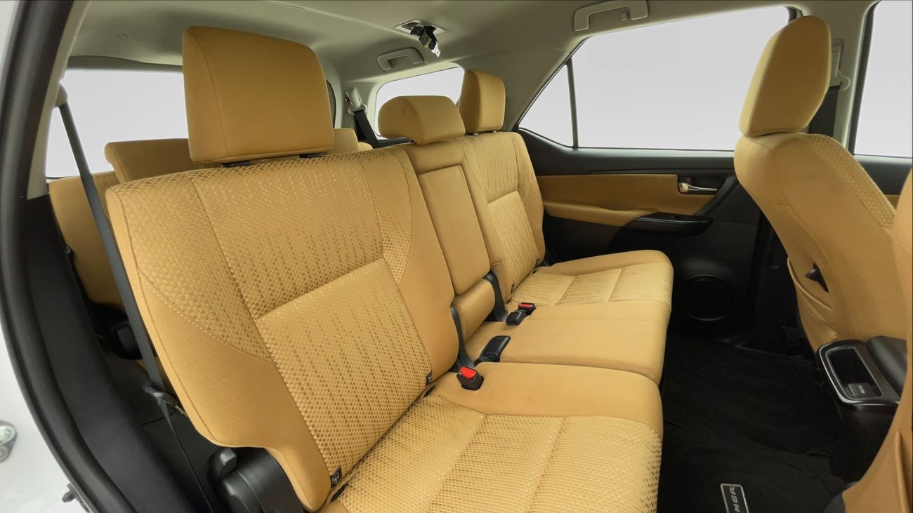 تويوتا فورتونر EXR 2.7 | بدون دفعة مقدمة | اختبار القيادة في المنزل