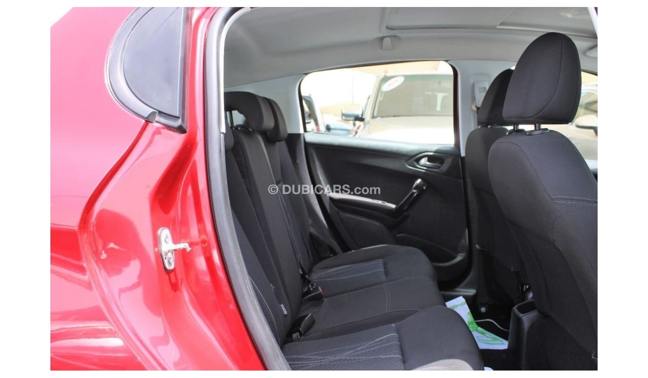 Peugeot 208 Allure ACCIDENTS FREE - GCC- CAR IS IN PERFECT CONDITION INSIDE OUT FULL OPTION