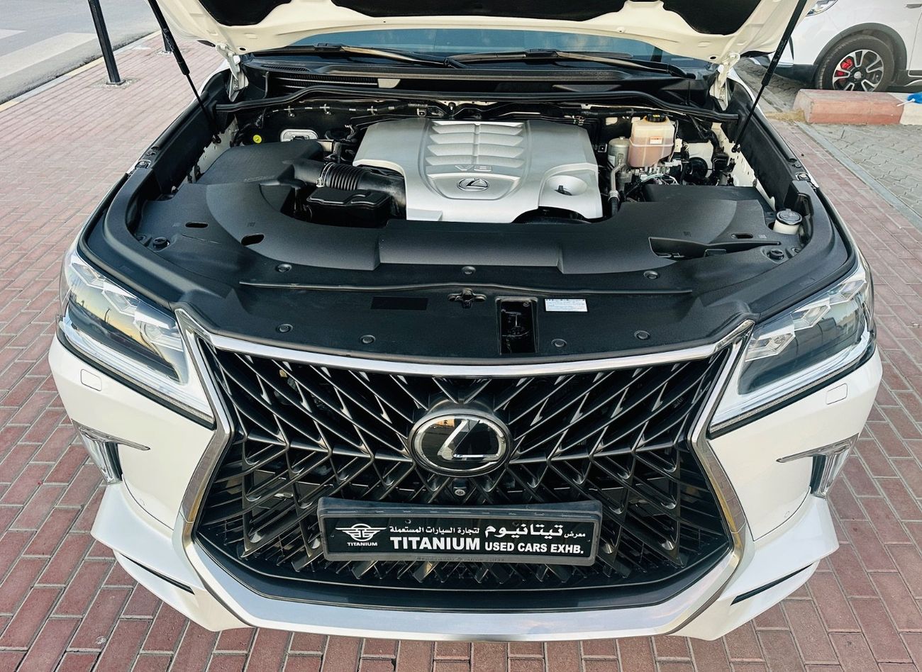 لكزس LX 570