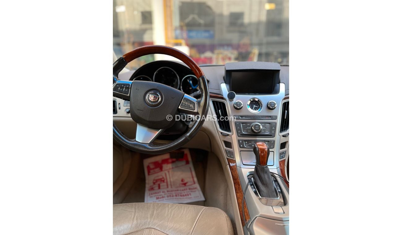 Cadillac CTS Premium