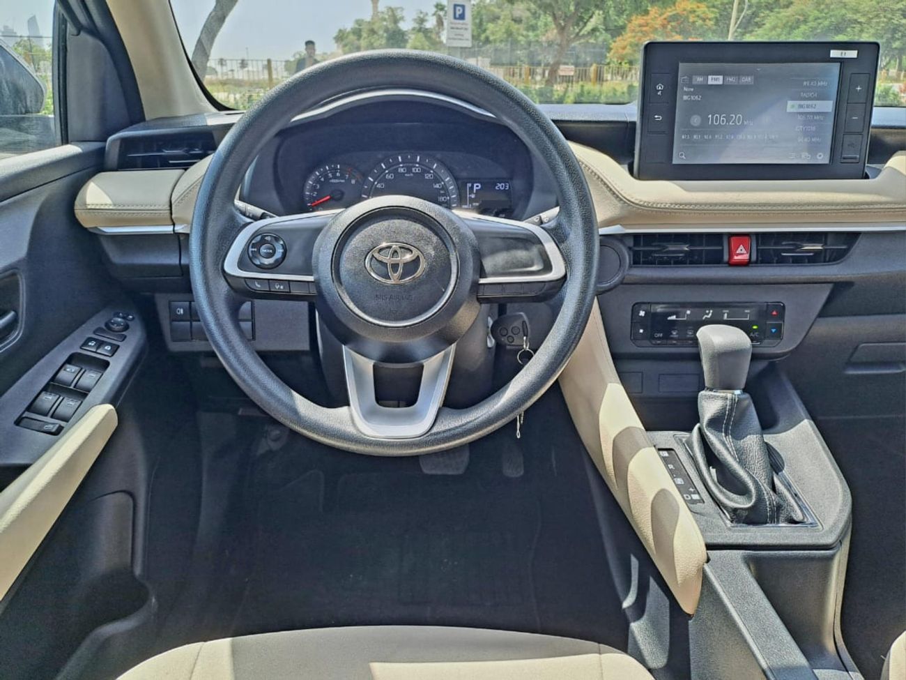 Toyota Yaris 1.5L E 720-Monthly l GCC l Camera, GPS l Accident Free