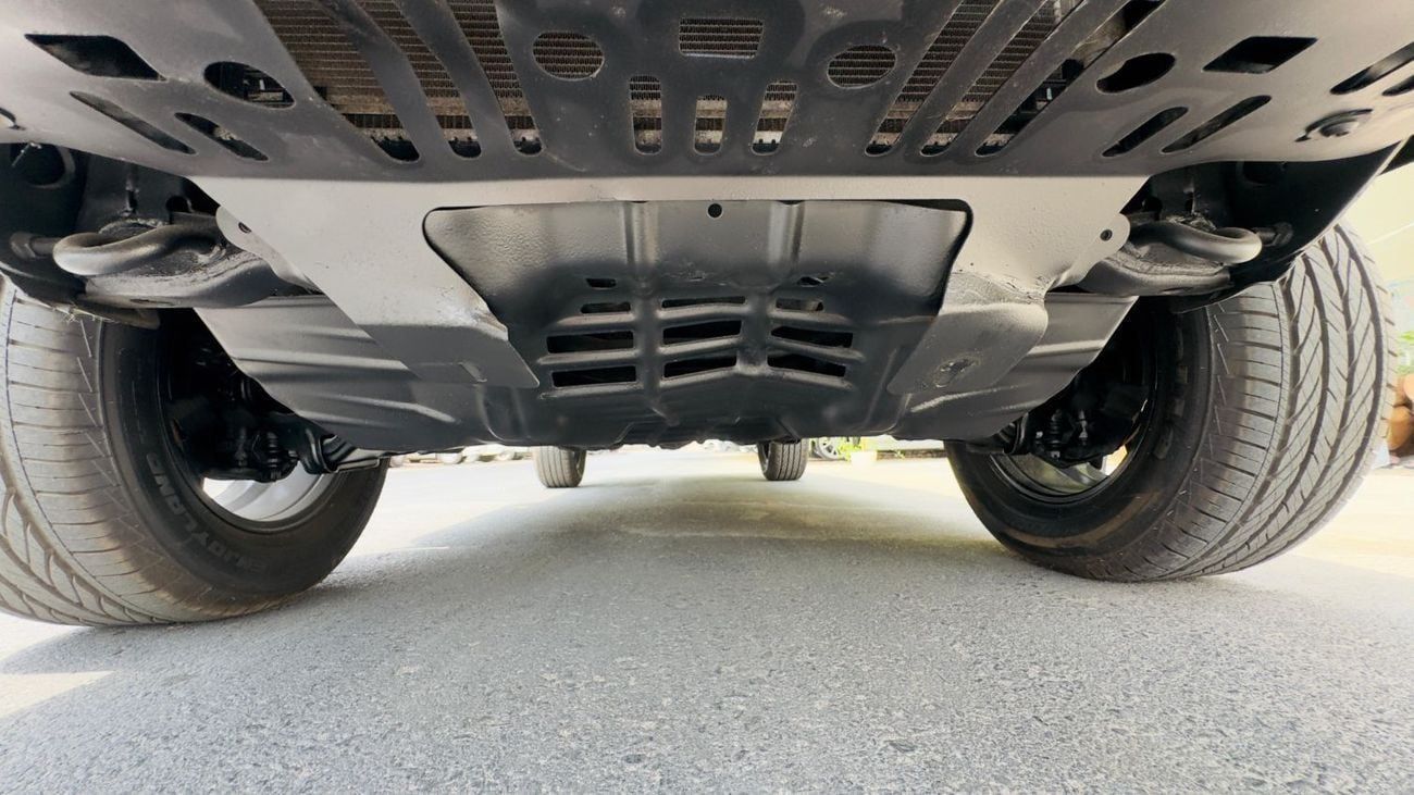 Toyota Hilux SINGLE CABIN | 4WD | 2.8L DIESEL ENGINE | AT | RIGHT-HAND-DRIVE