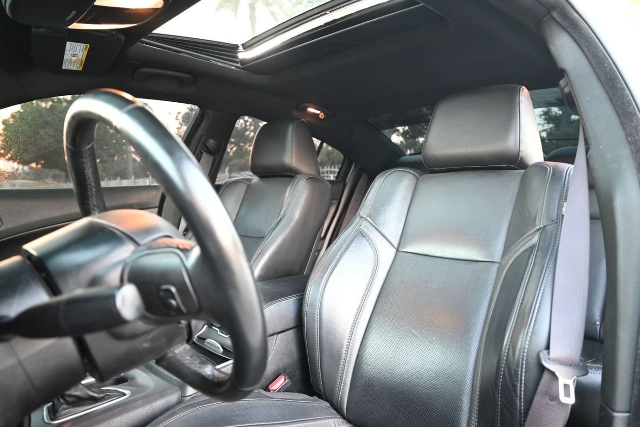 Dodge Charger 3.6L SXT Plus 0% DP - ENGINE || GEAR || CHASSIS GUARANTEE - DODGE CHARGER SXT - 2019 - 3.6TC V6 RWD 