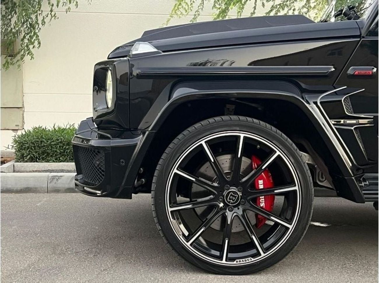 BRABUS 800 - Mercedes-AMG G 63 original brabus with docs  , full original paint , no accident , clean title ,
