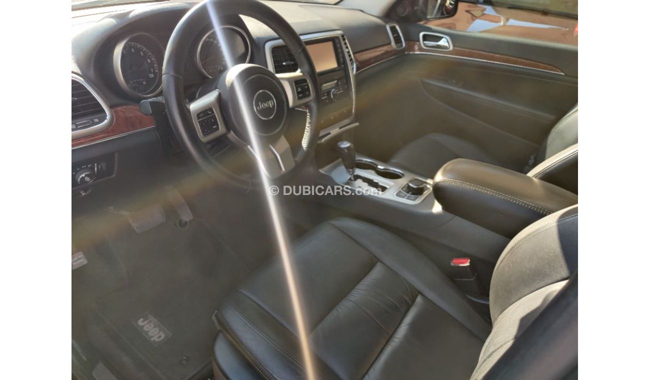 جيب جراند شيروكي 2012 model full options limited V6 low mileage