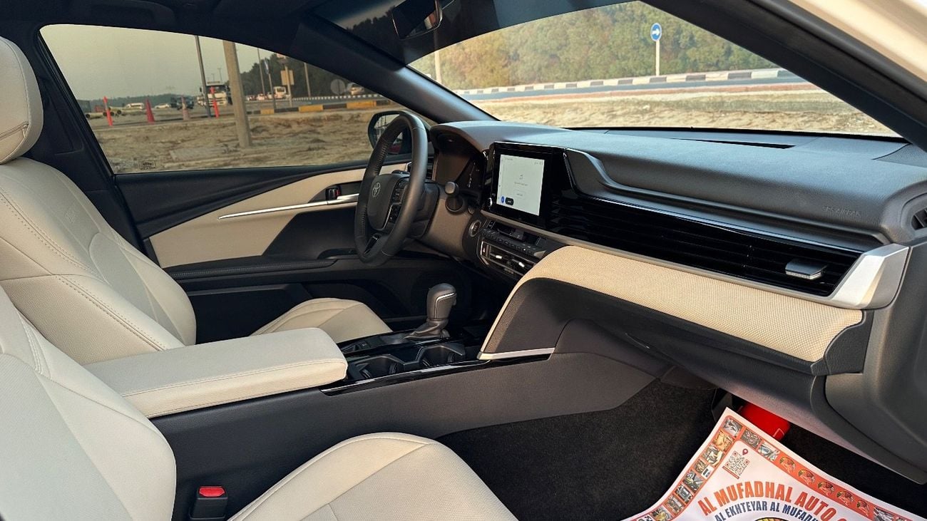 تويوتا كامري GLE 2.5L