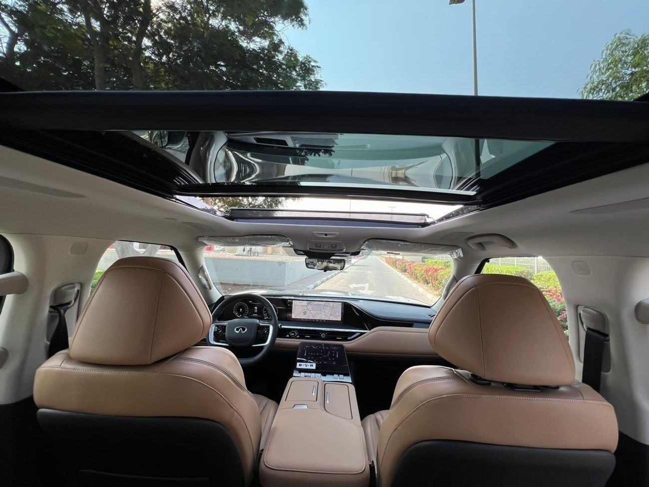 Infiniti QX80 SENSORY BENCH CHAIRS