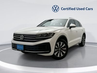 Volkswagen Touareg 3.0T TL (340 HP) Touareg Elegance (Ref#02784)