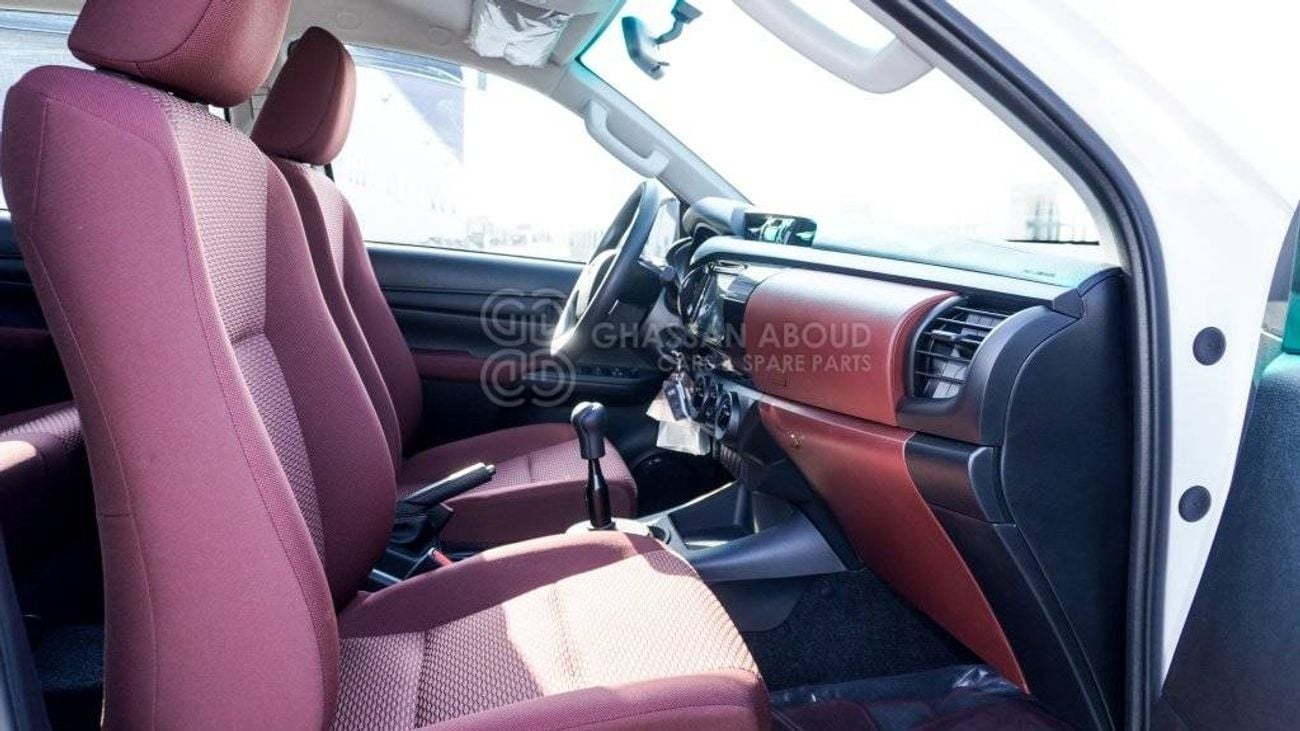 Toyota Hilux Double Cabin, 2.4L, 4x4, Diesel