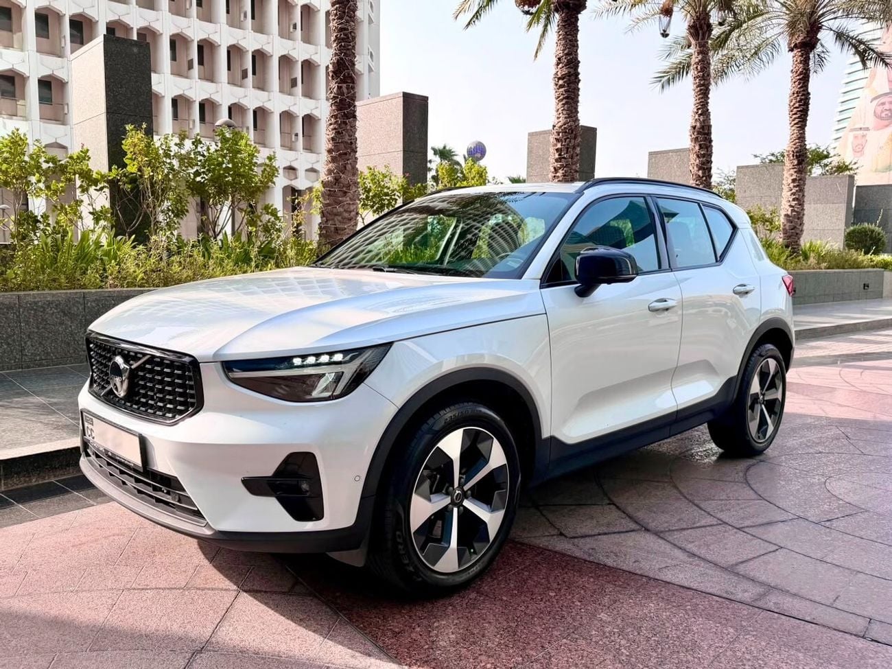 Volvo XC40 R DESIGN