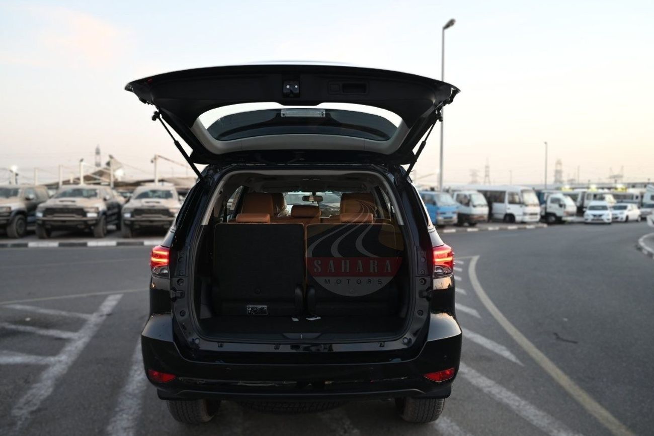 تويوتا فورتونر Toyota Fortuner EXR 2.7L Petrol Automatic