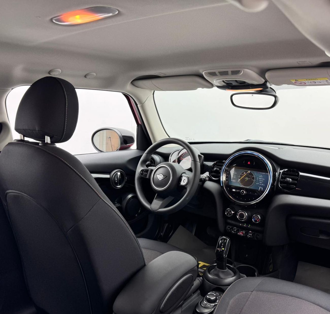 ميني كوبر Std 1.5L (5 Seater)