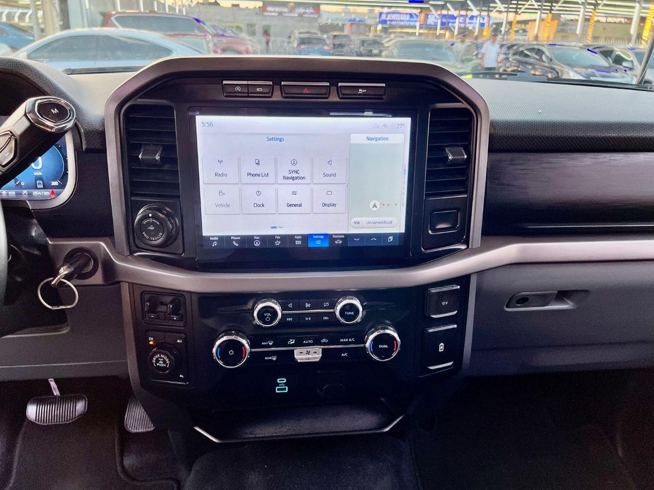 فورد F 150 XLT 5.0L Crew Cab Utility warranty one year bank financie available