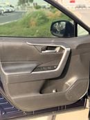 تويوتا راف ٤ Hybrid XLE premium | sunroof, leather seats, push start 2025