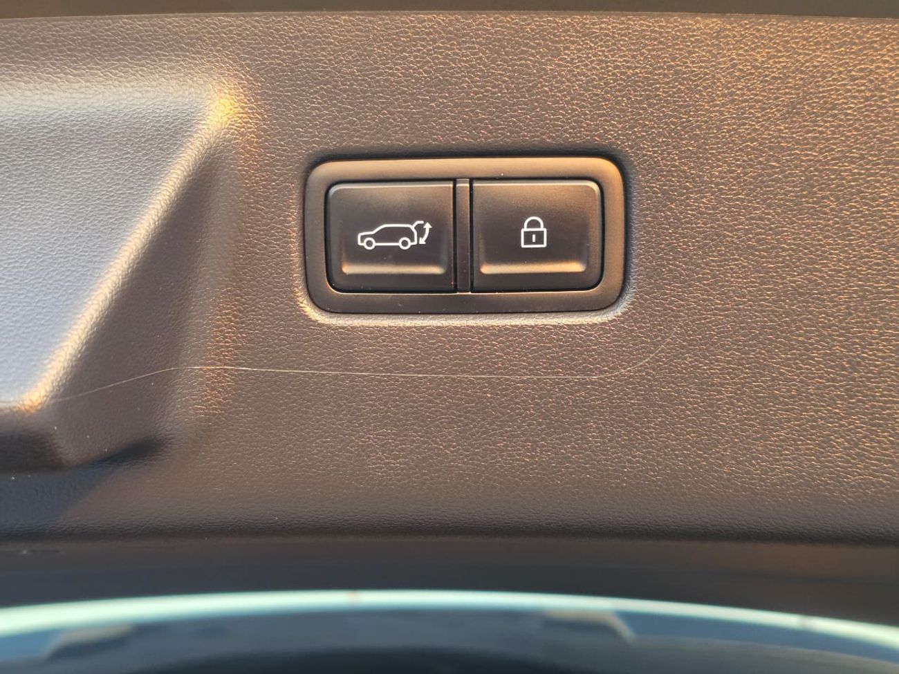 Hyundai Santa Fe 2025 Model Push button , Trunk automatic and original leather with 8 seatwe