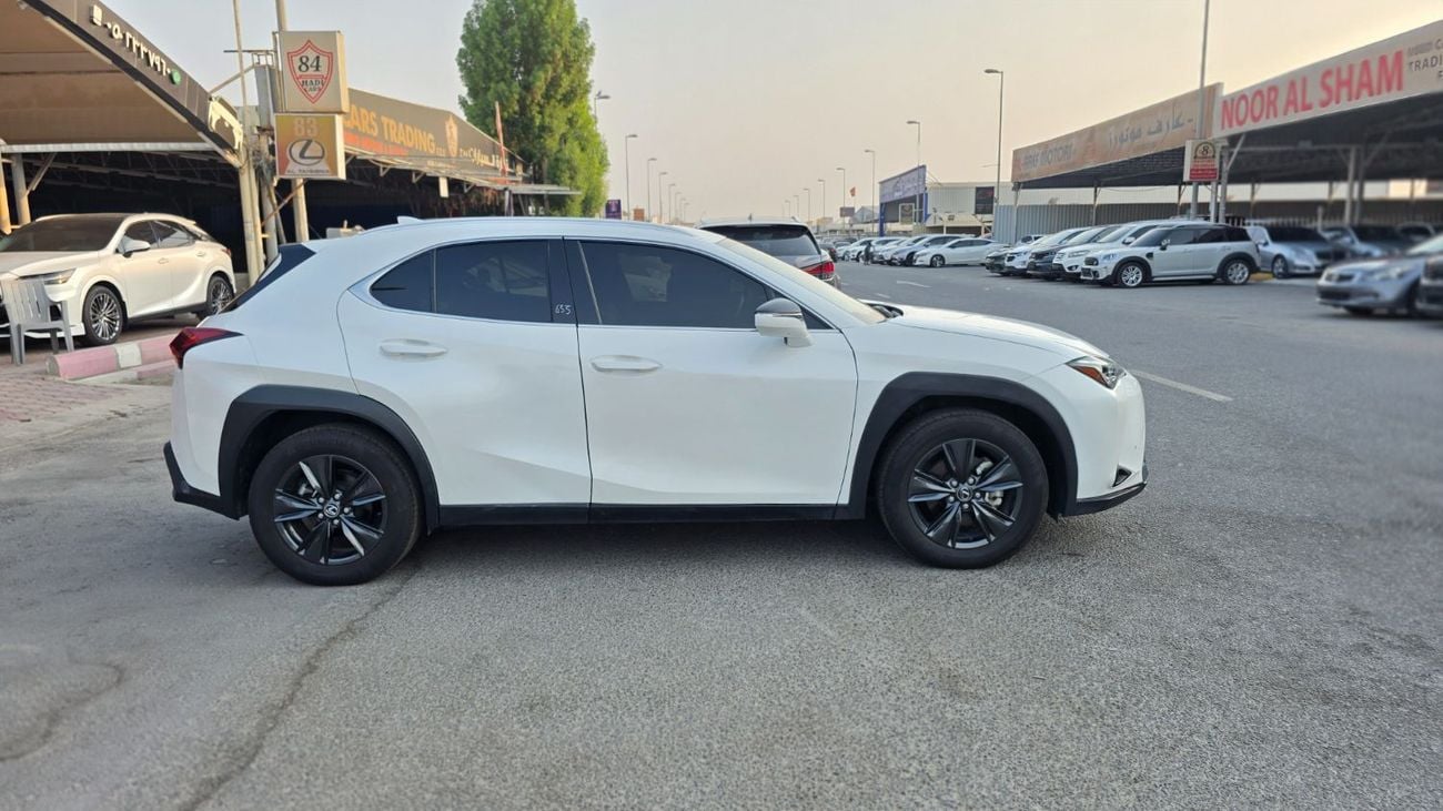 Lexus UX300h PREMIER
