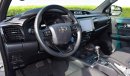 تويوتا هيلوكس Adventure SR5 4.0L V6 A/T | 2022 | Petrol | For Export Only