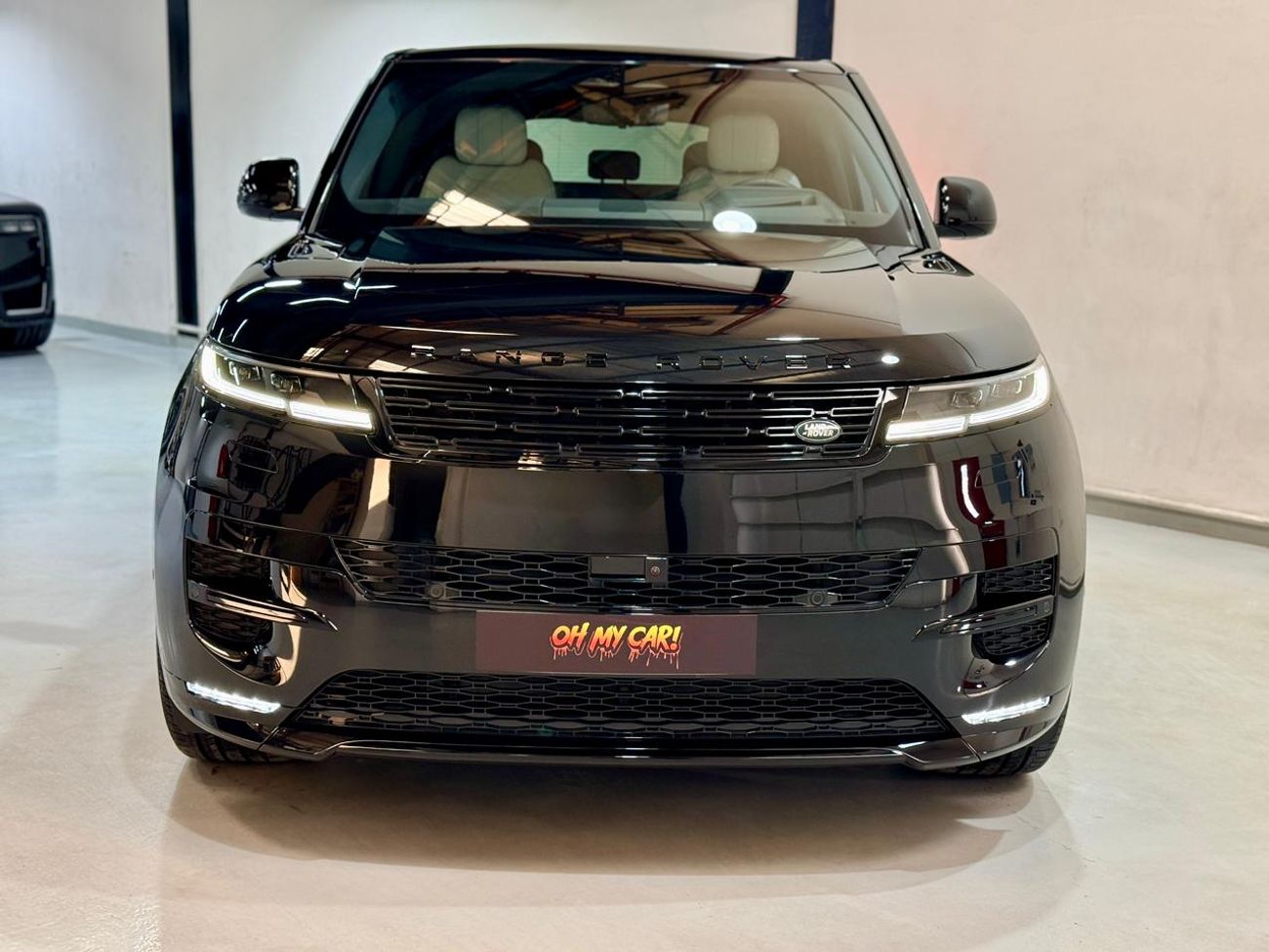 لاند روفر رينج روفر سبورت P400 DYNAMIC SE 2025