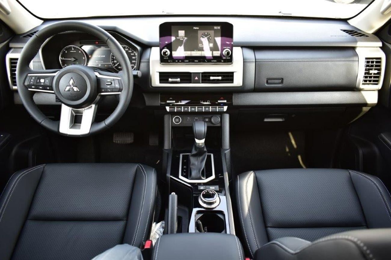 Mitsubishi L200 2025 MODEL MITSUBISHI DOUBLE CAB PICKUP L200 SPORTERO 2.4L DIESEL 4WD AUTOMATIC TRANSMISSION