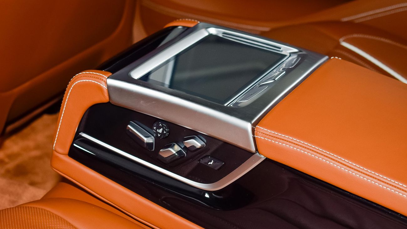 BMW 750Li Li XDrive Individual