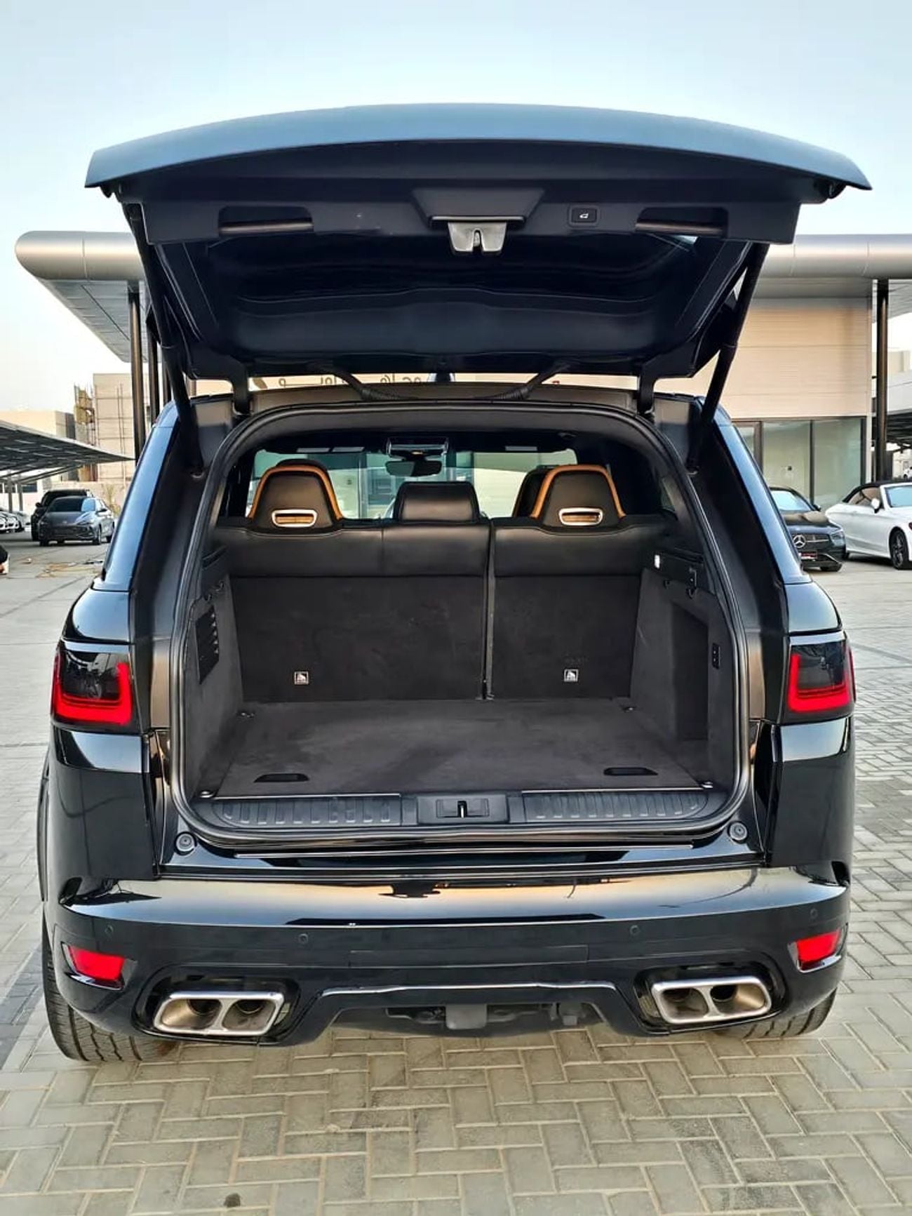 Land Rover Range Rover Sport SVR - American Specs