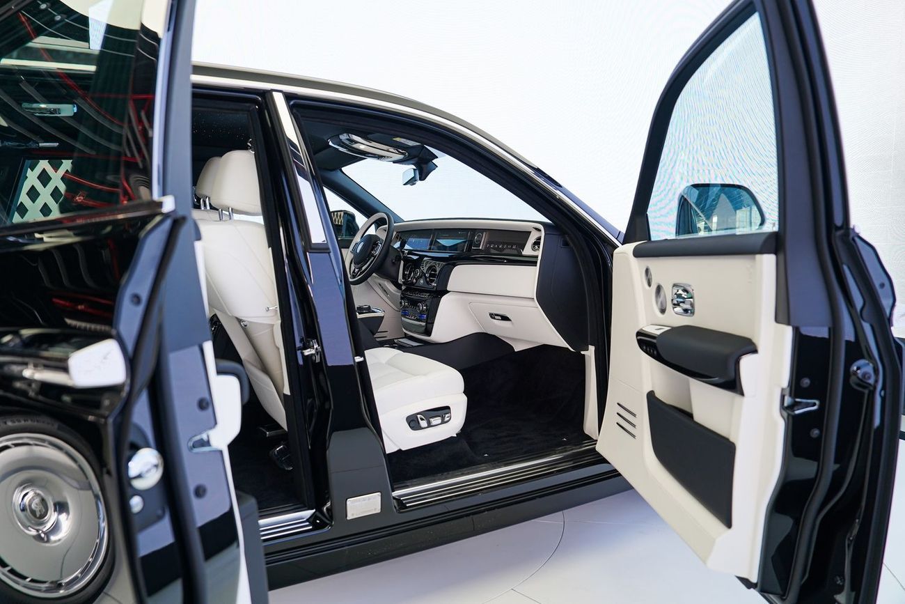 رولز رويس فانتوم Std 6.8L